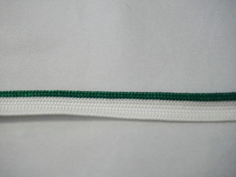 4(001)